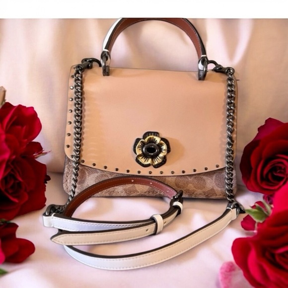 Coach Parker Top Handle In Signature Canvas with beautiful rose closure - Picture 12 of 17